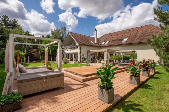 Prodej rodinného domu, Zeleneč, Štefánikova, 540 m2