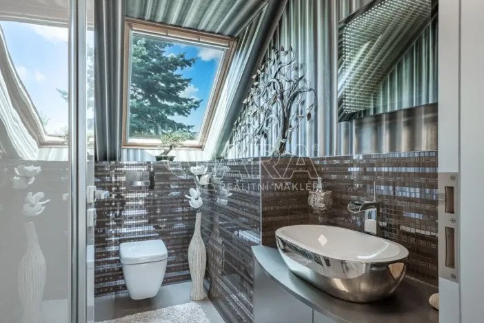 Prodej rodinného domu, Zeleneč, Štefánikova, 540 m2