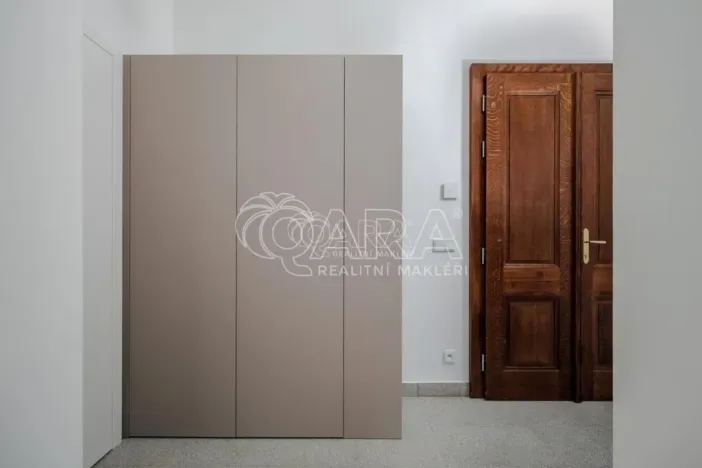 Pronájem bytu 2+kk, Praha - Nusle, Jaromírova, 58 m2