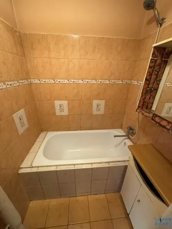 Pronájem bytu 2+1, Jirkov, Ervěnická, 52 m2