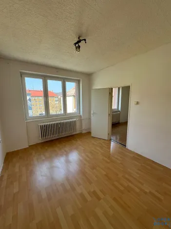 Pronájem bytu 2+1, Jirkov, Ervěnická, 52 m2