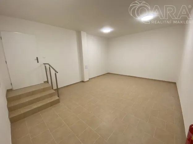 Pronájem bytu 3+1, Ivanovice na Hané - Chvalkovice na Hané, 69 m2