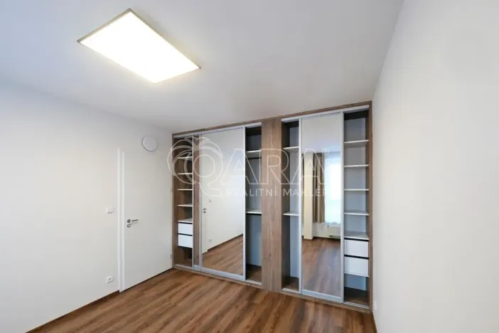 Pronájem bytu 2+kk, Kralupy nad Vltavou, Nádražní, 44 m2