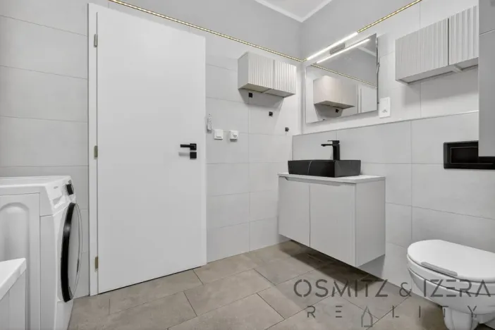 Prodej bytu 1+kk, Praha - Hostavice, Hrabovská, 70 m2