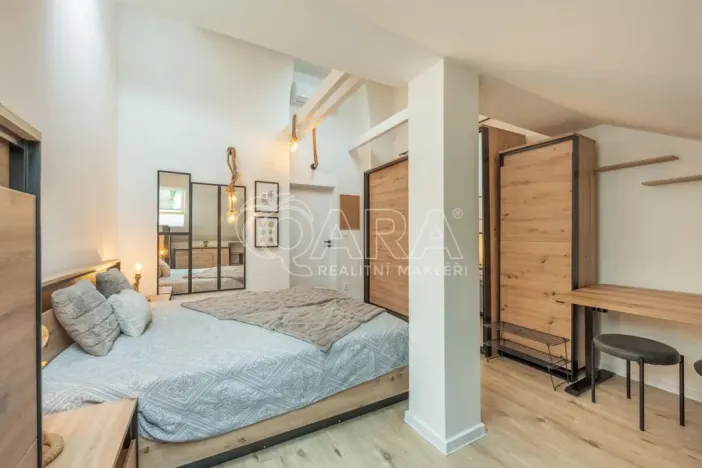 Prodej bytu 2+kk, Praha - Smíchov, Holubova, 48 m2