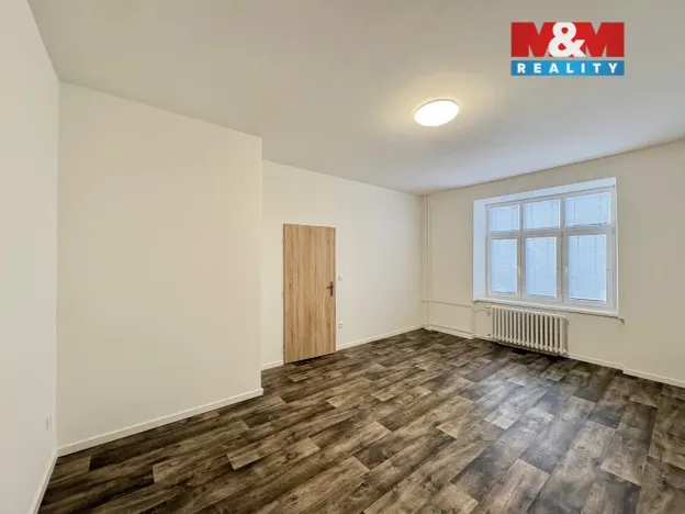 Pronájem bytu 2+kk, Krnov - Pod Bezručovým vrchem, Petrovická, 57 m2