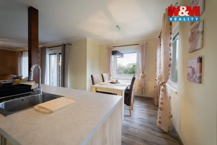 Prodej rodinného domu, Břeclav, Kobzíkova, 144 m2