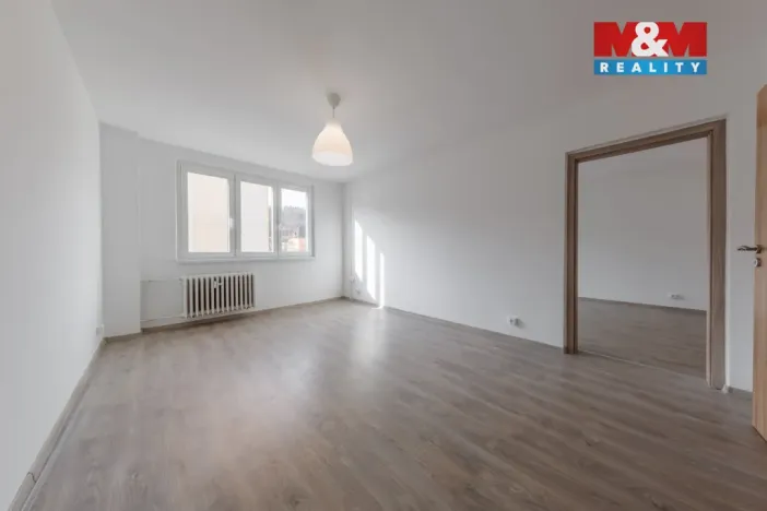 Pronájem bytu 2+1, Karlovy Vary, Brigádníků, 55 m2