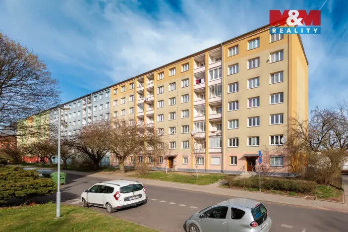 Pronájem bytu 2+1, Karlovy Vary, Brigádníků, 55 m2