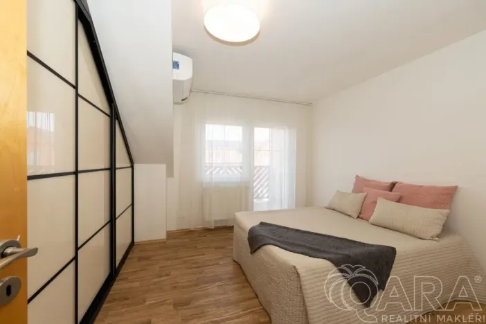 Prodej rodinného domu, Dolní Břežany, K Písnici, 136 m2