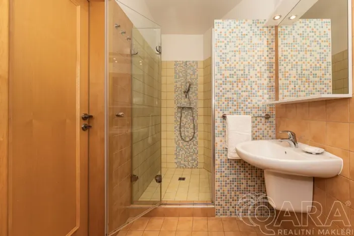 Prodej rodinného domu, Dolní Břežany, K Písnici, 136 m2