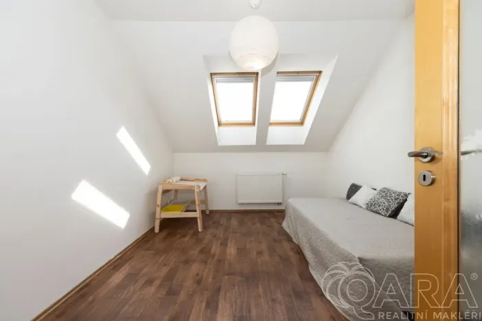 Prodej rodinného domu, Dolní Břežany, K Písnici, 136 m2