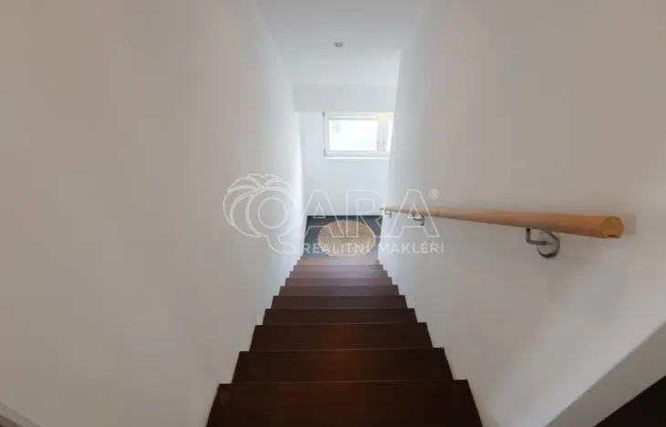 Pronájem bytu 4+kk, Praha - Vršovice, Bělocerkevská, 146 m2