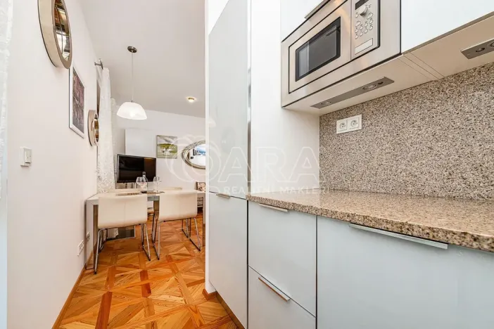 Prodej bytu 1+kk, Praha - Dejvice, Matějská, 33 m2