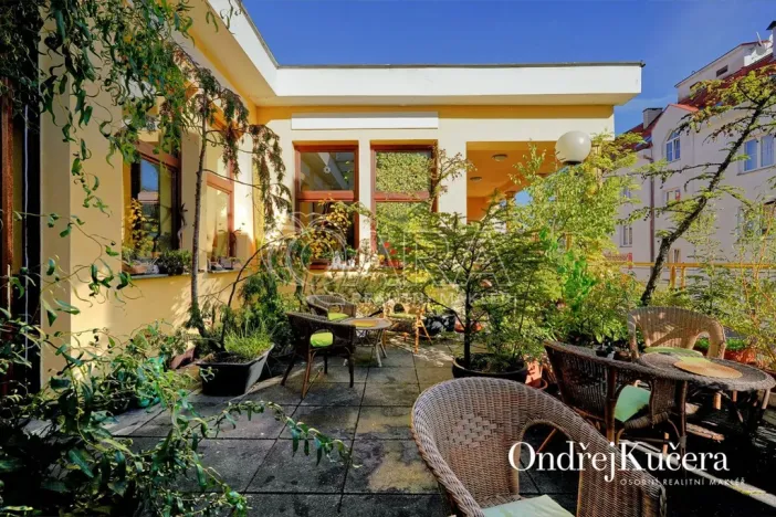 Prodej činžovního domu, Kladno, Osvoboz. pol. vězňů, 1000 m2