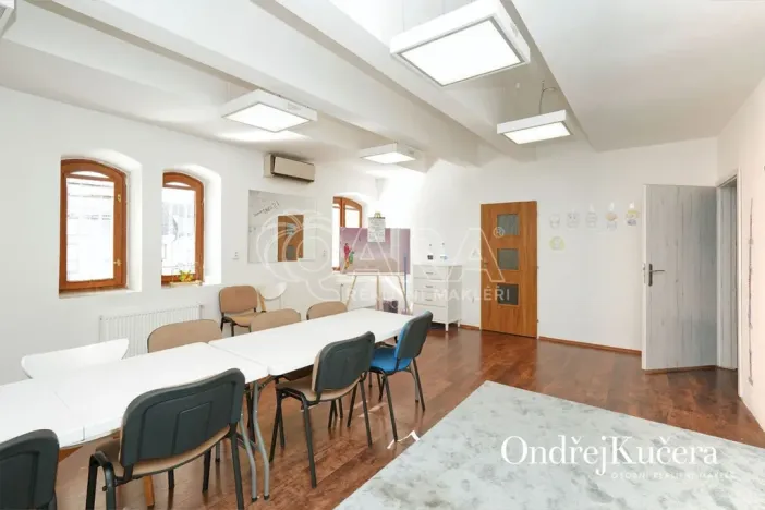 Prodej činžovního domu, Kladno, Osvoboz. pol. vězňů, 1000 m2