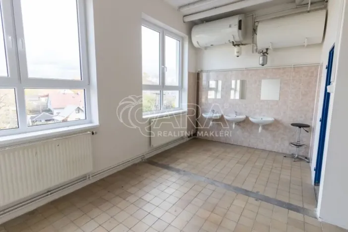 Prodej skladu, Frenštát pod Radhoštěm, Martinská čtvrť, 1455 m2