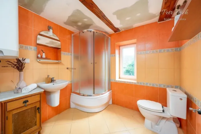 Prodej rodinného domu, Újezd - Rybníček, 290 m2