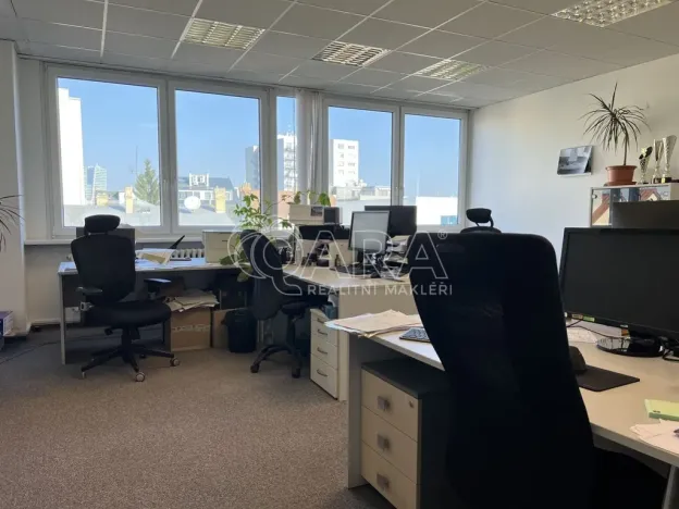 Pronájem kanceláře, Praha - Krč, Nová cesta, 308 m2