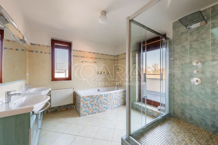 Prodej rodinného domu, Praha - Ruzyně, Manská zahrada, 292 m2