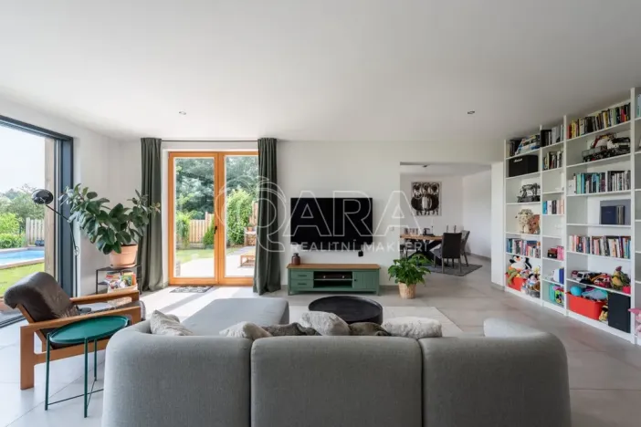 Prodej rodinného domu, Statenice, Nad Vinicí, 219 m2