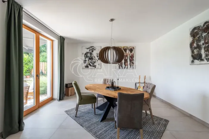 Prodej rodinného domu, Statenice, Nad Vinicí, 219 m2