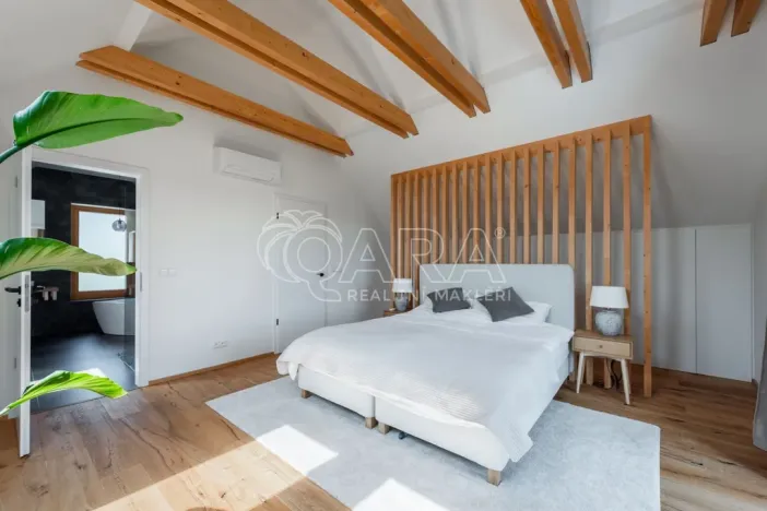 Prodej rodinného domu, Statenice, Nad Vinicí, 219 m2