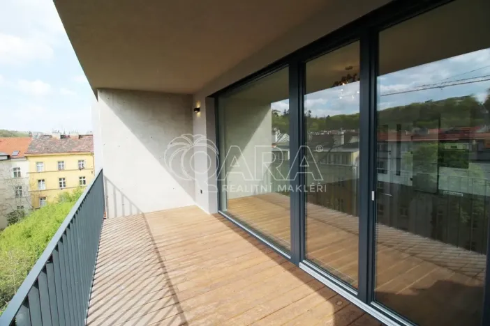 Pronájem bytu 3+kk, Praha - Smíchov, Grafická, 82 m2