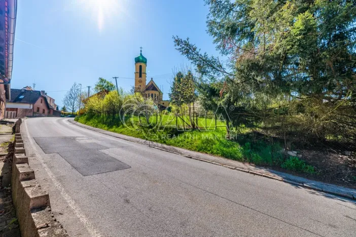 Prodej komerčního pozemku, Větřní, 1340 m2