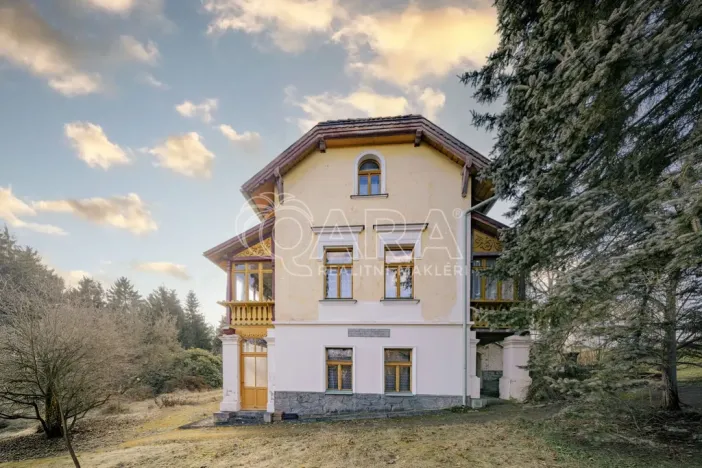 Prodej rodinného domu, Senohraby, Ve vilách, 324 m2