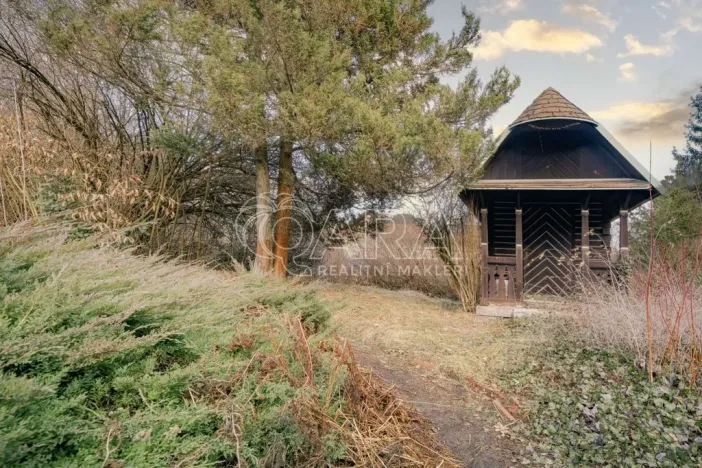 Prodej rodinného domu, Senohraby, Ve vilách, 324 m2