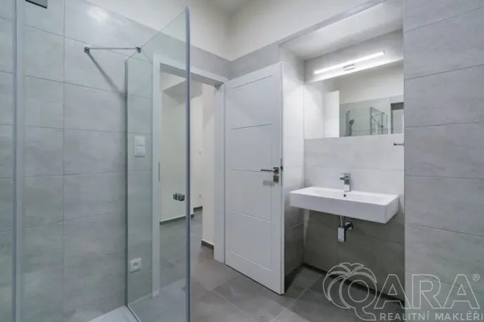 Pronájem bytu 1+kk, Tábor, Kpt. Jaroše, 38 m2