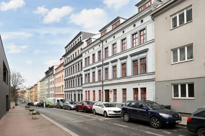 Pronájem bytu 2+kk, Praha - Košíře, Holečkova, 44 m2