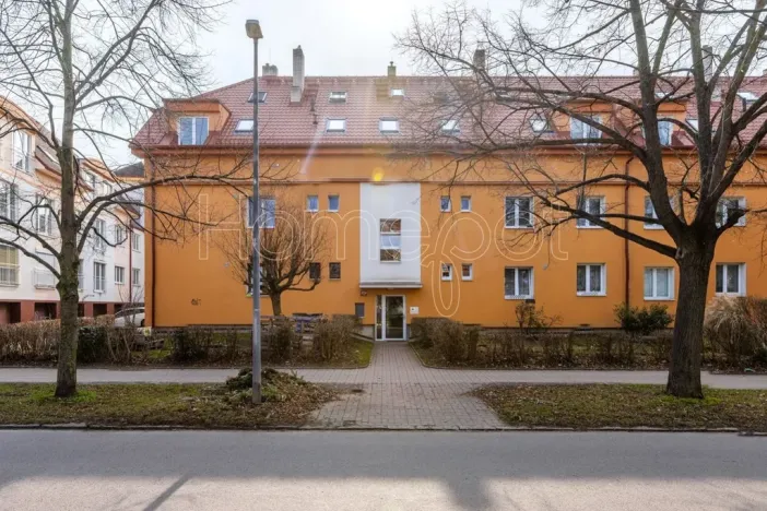 Prodej bytu 2+kk, Praha - Letňany, Křivoklátská, 54 m2