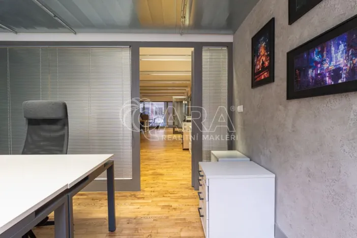 Prodej kanceláře, Praha - Žižkov, Havlíčkovo náměstí, 347 m2