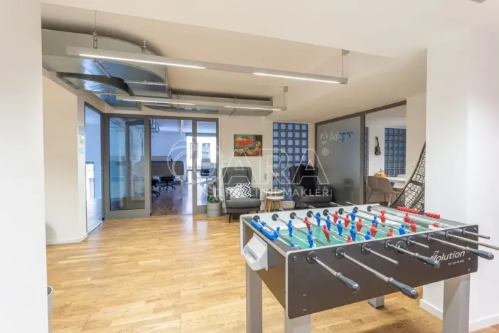 Prodej kanceláře, Praha - Žižkov, Havlíčkovo náměstí, 347 m2