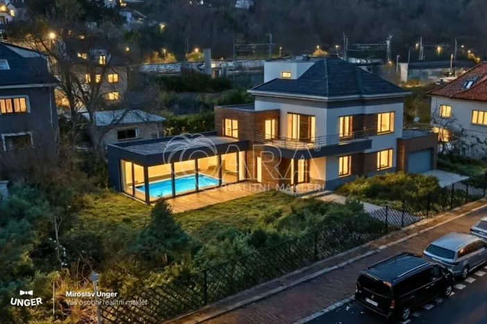 Prodej vily, Praha - Velká Chuchle, Starolázeňská, 274 m2