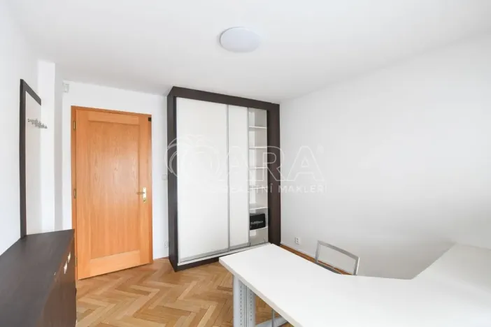 Pronájem bytu 3+1, Praha - Nové Město, Spálená, 127 m2