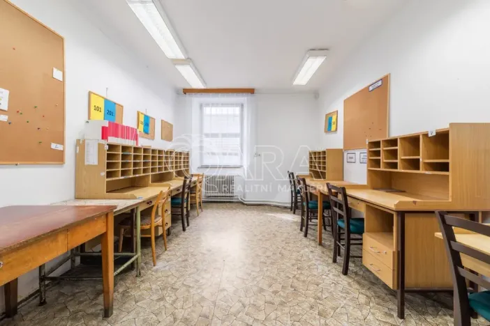 Prodej obchodního prostoru, Křemže, Náměstí, 124 m2