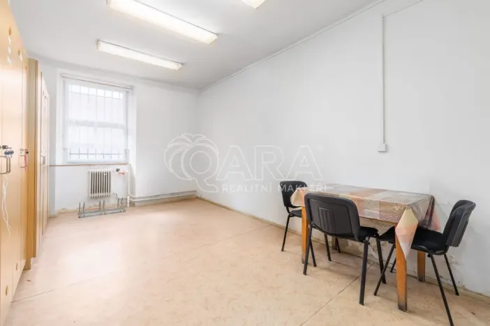 Prodej obchodního prostoru, Křemže, Náměstí, 124 m2