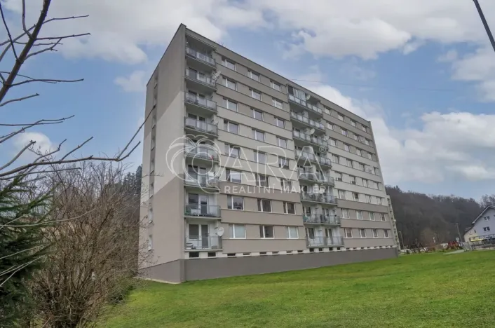 Pronájem bytu 1+1, Svoboda nad Úpou, Rýchorské sídliště, 34 m2