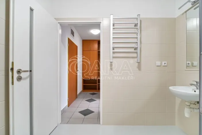 Pronájem bytu 2+kk, Ostrava - Mariánské Hory, Jiřího Trnky, 44 m2