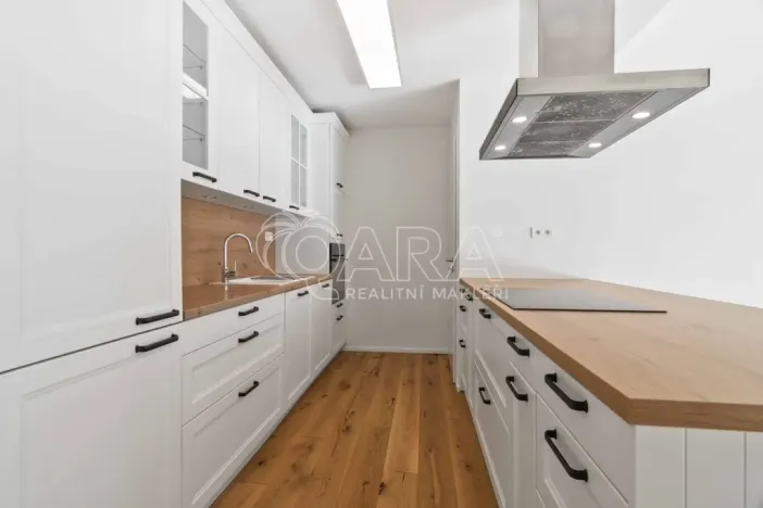 Prodej rodinného domu, Praha - Čakovice, Kurta Hubera, 136 m2