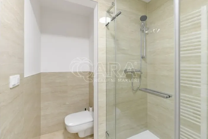 Pronájem bytu 2+kk, Praha - Bohnice, Radomská, 44 m2