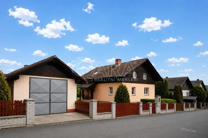 Prodej rodinného domu, Věšín, 264 m2