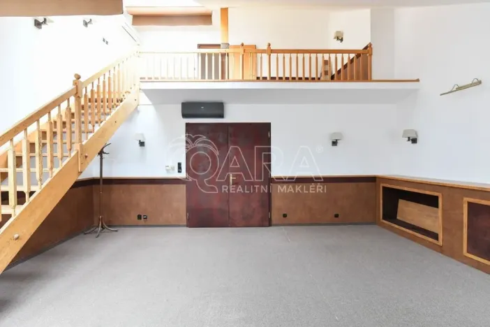 Pronájem kanceláře, Praha - Nové Město, Spálená, 127 m2