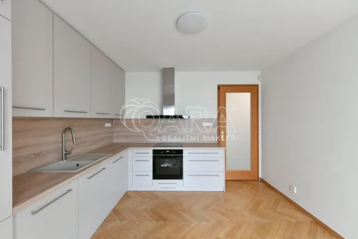 Pronájem kanceláře, Praha - Nové Město, Spálená, 127 m2