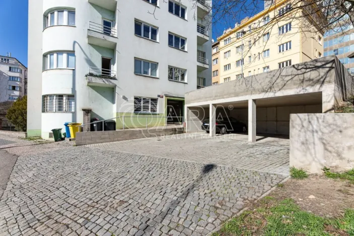 Pronájem bytu 1+kk, Praha - Vinohrady, 24 m2