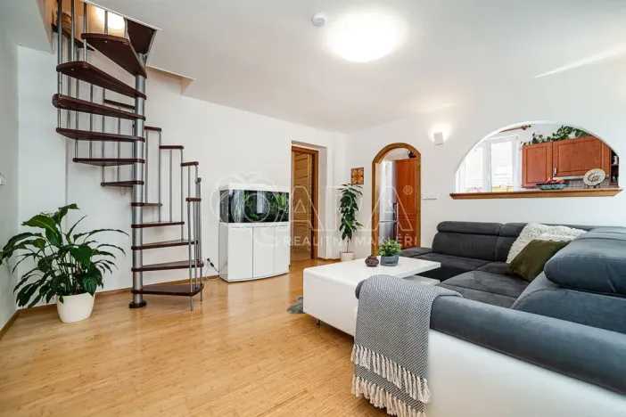 Pronájem bytu 5+1, Praha - Stodůlky, Živcových, 105 m2