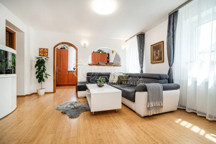 Pronájem bytu 5+1, Praha - Stodůlky, Živcových, 105 m2